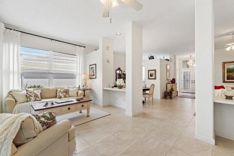 House in Hobe Sound, Florida 3 bedrooms, 187.38 sq.m. № 2084193 - photo 9