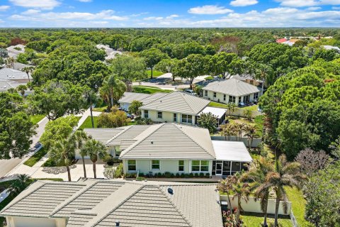 House in Hobe Sound, Florida 3 bedrooms, 187.38 sq.m. № 2084193 - photo 27