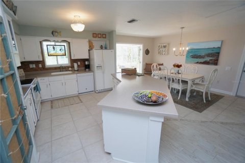 Villa ou maison à vendre à Punta Gorda, Floride: 2 chambres, 148.64 m2 № 2091555 - photo 15