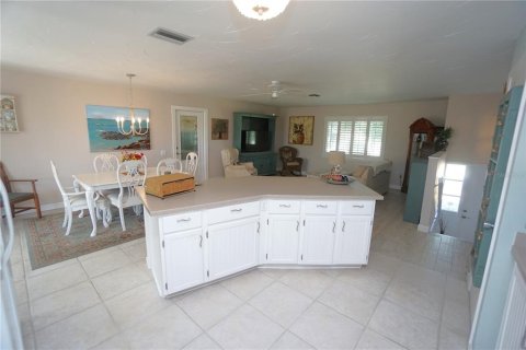 Villa ou maison à vendre à Punta Gorda, Floride: 2 chambres, 148.64 m2 № 2091555 - photo 18