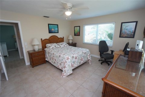 Villa ou maison à vendre à Punta Gorda, Floride: 2 chambres, 148.64 m2 № 2091555 - photo 23