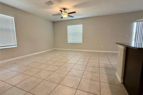 Casa en alquiler en Ruskin, Florida, 4 dormitorios, 177.81 m2 № 1688129 - foto 5