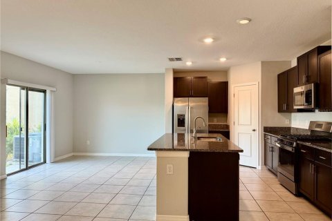 Casa en alquiler en Ruskin, Florida, 4 dormitorios, 177.81 m2 № 1688129 - foto 3
