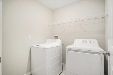 Casa en alquiler en Ruskin, Florida, 4 dormitorios, 177.81 m2 № 1688129 - foto 22