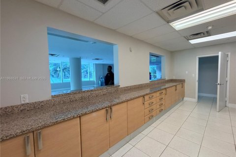 Copropriété à louer à Miami, Floride: 1 chambre, 73.49 m2 № 2031627 - photo 10