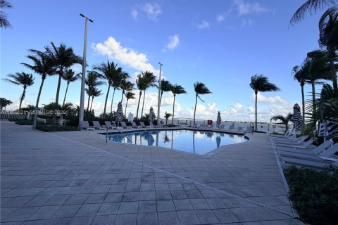 Copropriété à louer à Miami, Floride: 1 chambre, 73.49 m2 № 2031627 - photo 30