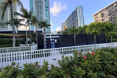 Copropriété à louer à Miami, Floride: 1 chambre, 73.49 m2 № 2031627 - photo 24