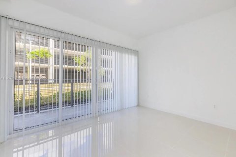 Apartamento en alquiler en Homestead, Florida, 3 dormitorios, 121.42 m2 № 2054330 - foto 4