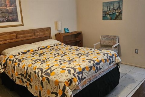 Condo in Bradenton, Florida, 2 bedrooms  № 1908891 - photo 7