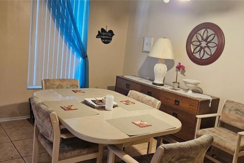 Condo in Bradenton, Florida, 2 bedrooms  № 1908891 - photo 2