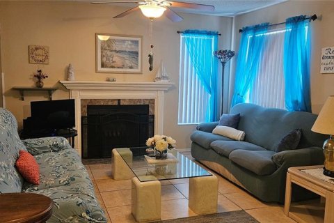 Condo in Bradenton, Florida, 2 bedrooms  № 1908891 - photo 3