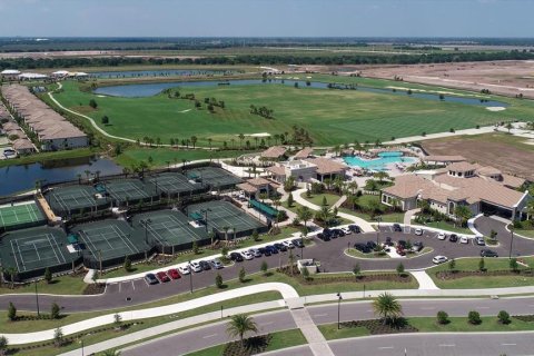Condominio en alquiler en Bradenton, Florida, 2 dormitorios, 104.14 m2 № 1788241 - foto 3