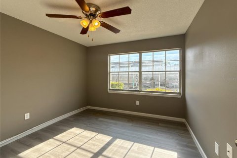 Condo in Port Charlotte, Florida, 2 bedrooms  № 2216155 - photo 13
