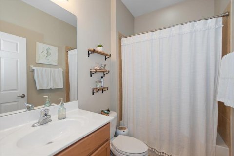 House in North Fort Myers, Florida 3 bedrooms, 167.69 sq.m. № 1689617 - photo 18