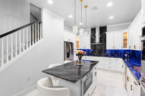 Townhouse in Kissimmee, Florida 3 bedrooms, 169.08 sq.m. № 1876333 - photo 12