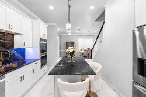 Townhouse in Kissimmee, Florida 3 bedrooms, 169.08 sq.m. № 1876333 - photo 27