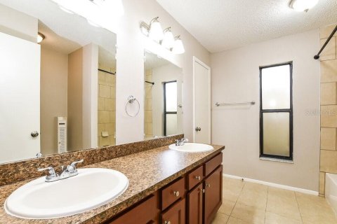 Casa en alquiler en Lake Mary, Florida, 4 dormitorios, 162.02 m2 № 2238406 - foto 11