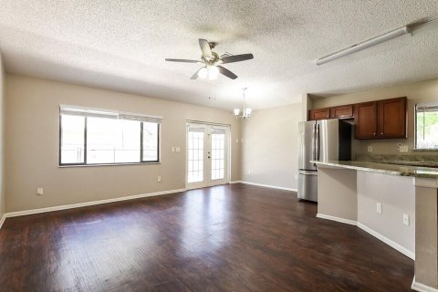 Casa en alquiler en Lake Mary, Florida, 4 dormitorios, 162.02 m2 № 2238406 - foto 3