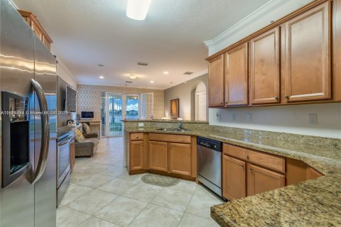 House in Homestead, Florida 4 bedrooms, 166.95 sq.m. № 1697159 - photo 3