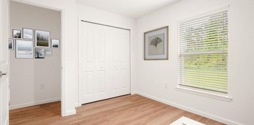 House in Palm Bay, Florida 3 bedrooms, 139.35 sq.m. № 1174296