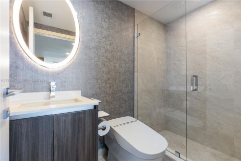 Copropriété à vendre à Miami, Floride: 3 chambres, 219.71 m2 № 2082830 - photo 23