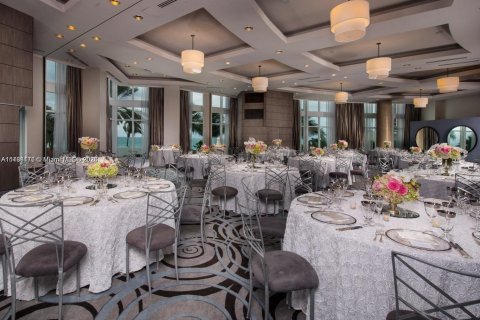 Condominio en venta en Sunny Isles Beach, Florida, 51.19 m2 № 1868633 - foto 17