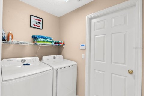 Villa ou maison à vendre à Davenport, Floride: 4 chambres, 175.21 m2 № 2419560 - photo 30