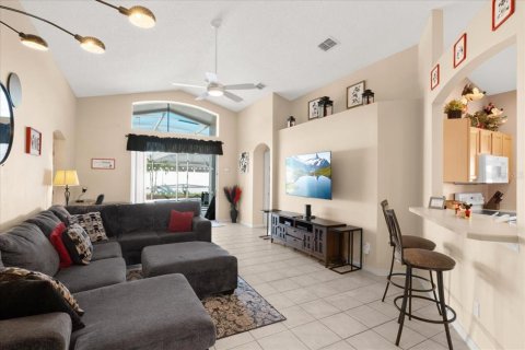 Villa ou maison à vendre à Davenport, Floride: 4 chambres, 175.21 m2 № 2419560 - photo 6
