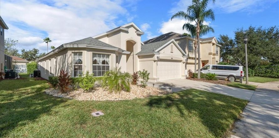 Villa ou maison à Davenport, Floride 4 chambres, 175.21 m2 № 2419560