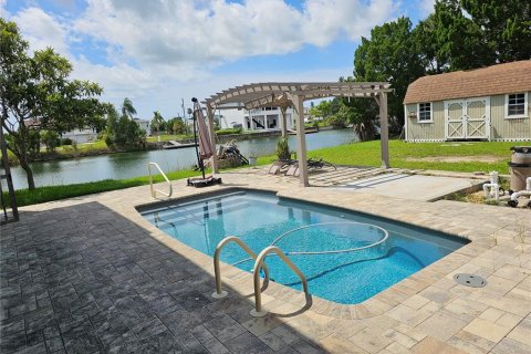 Casa en venta en Hernando Beach, Florida, 2 dormitorios, 124.86 m2 № 2381137 - foto 21