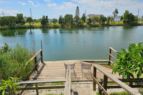 Casa en venta en Hernando Beach, Florida, 2 dormitorios, 124.86 m2 № 2381137 - foto 25