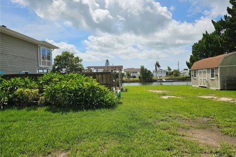 Casa en venta en Hernando Beach, Florida, 2 dormitorios, 124.86 m2 № 2381137 - foto 14