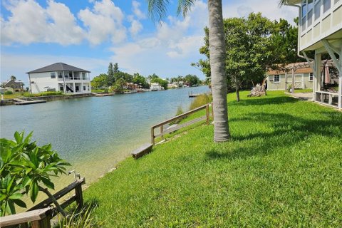 Casa en venta en Hernando Beach, Florida, 2 dormitorios, 124.86 m2 № 2381137 - foto 28