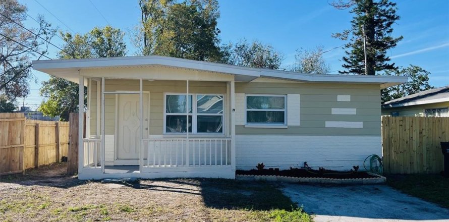 Casa en Saint Petersburg, Florida 3 dormitorios, 75.62 m2 № 1732294