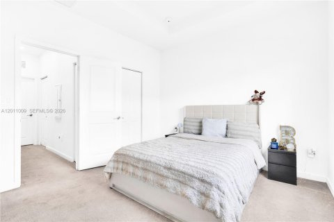 Adosado en alquiler en Homestead, Florida, 3 dormitorios, 123.37 m2 № 2075251 - foto 11