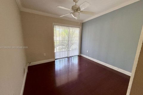 Copropriété à louer à Miami, Floride: 2 chambres, 80.82 m2 № 2028103 - photo 14