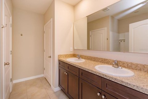 Casa en venta en New Smyrna Beach, Florida, 3 dormitorios, 204.01 m2 № 2150362 - foto 18