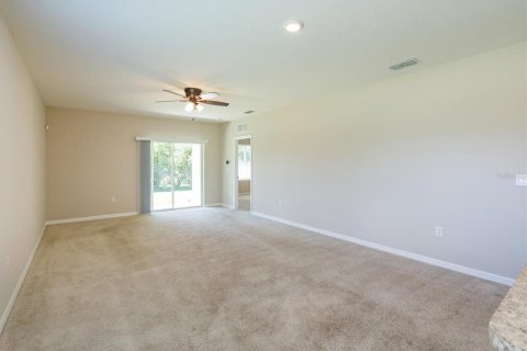 Casa en venta en New Smyrna Beach, Florida, 3 dormitorios, 204.01 m2 № 2150362 - foto 13