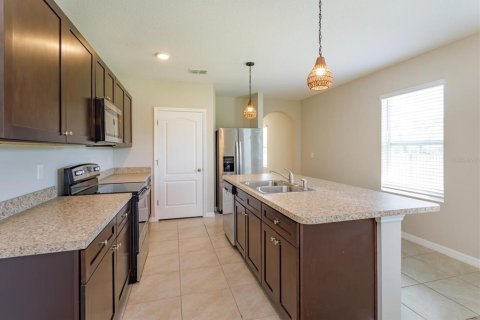 Casa en venta en New Smyrna Beach, Florida, 3 dormitorios, 204.01 m2 № 2150362 - foto 8