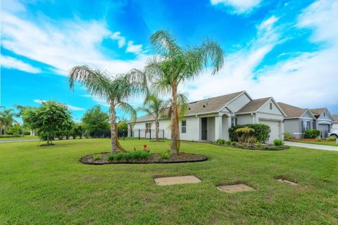Casa en venta en New Smyrna Beach, Florida, 3 dormitorios, 204.01 m2 № 2150362 - foto 2