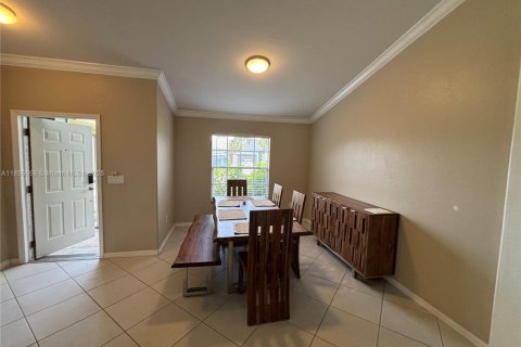 House in Cape Coral, Florida 3 bedrooms № 1878883 - photo 9