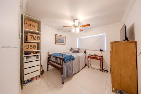 Condominio en venta en Miami, Florida, 2 dormitorios, 122.17 m2 № 1964497 - foto 26