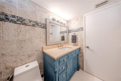 Condominio en venta en Miami, Florida, 2 dormitorios, 122.17 m2 № 1964497 - foto 23