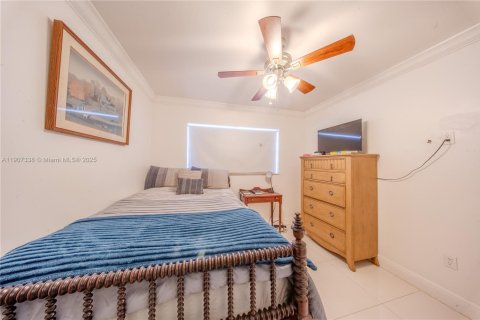 Condominio en venta en Miami, Florida, 2 dormitorios, 122.17 m2 № 1964497 - foto 27