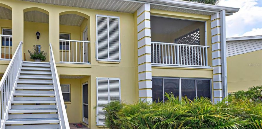 Condo in Venice, Florida, 2 bedrooms  № 2093941