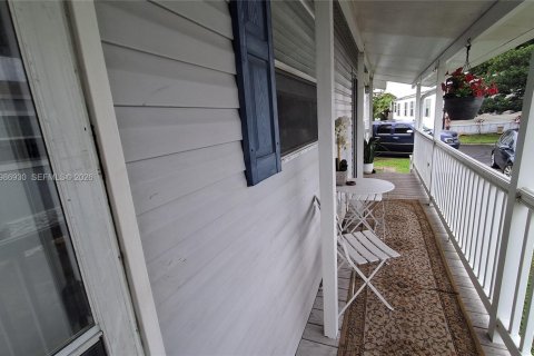 Casa en venta en Davie, Florida, 3 dormitorios № 2050606 - foto 4