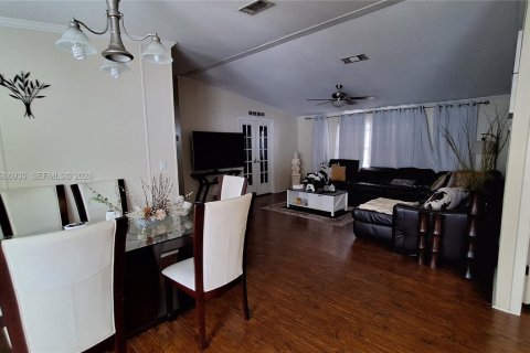 Casa en venta en Davie, Florida, 3 dormitorios № 2050606 - foto 24