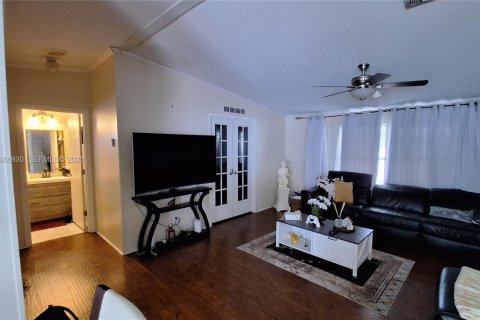 Casa en venta en Davie, Florida, 3 dormitorios № 2050606 - foto 10