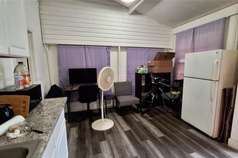 Casa en venta en Davie, Florida, 3 dormitorios № 2050606 - foto 17