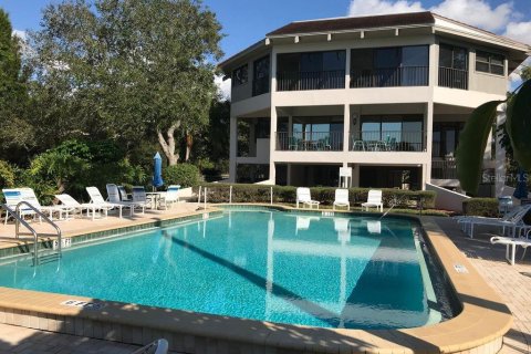 Condo in Tarpon Springs, Florida, 2 bedrooms  № 1831173 - photo 21